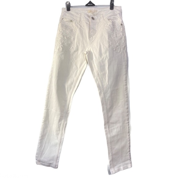 maje Embroidered Flowers White Jeans size 24 XS - Picture 3 of 10